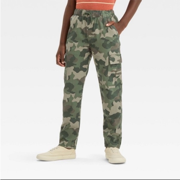 Cat & Jack Other - Cat & Jack Green Camouflage Cargo Pants